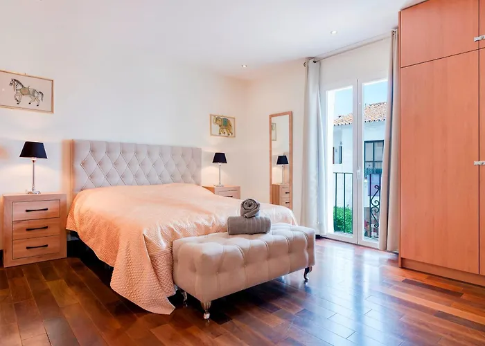 דירה Puerto Banus Marina With Sea Views - Pass The Keys *