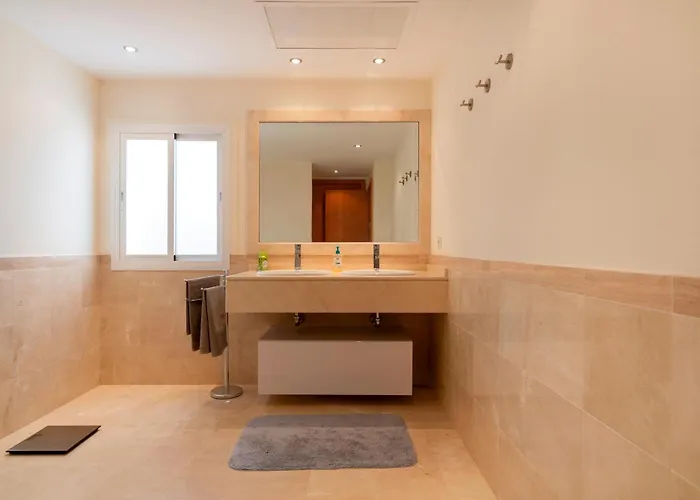 Puerto Banus Marina With Sea Views - Pass The Keys