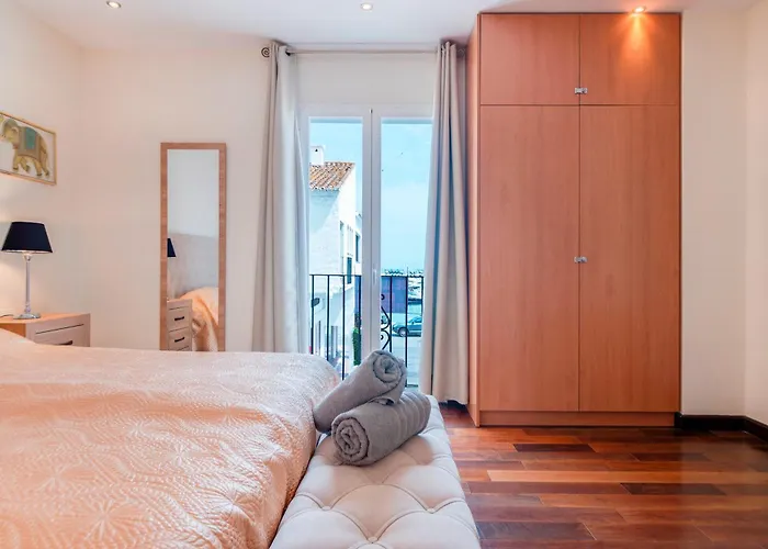 Puerto Banus Marina With Sea Views - Pass The Keys *