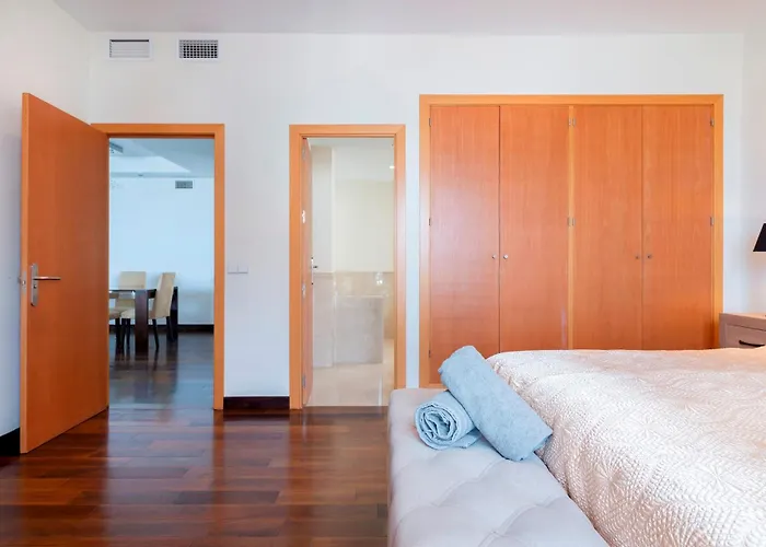 Puerto Banus Marina With Sea Views - Pass The Keys * 마르베야