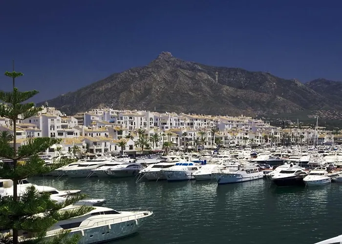 Puerto Banus Marina With Sea Views - Pass The Keys Apartment