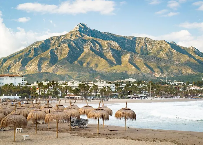 Puerto Banus Marina With Sea Views - Pass The Keys Apartment *