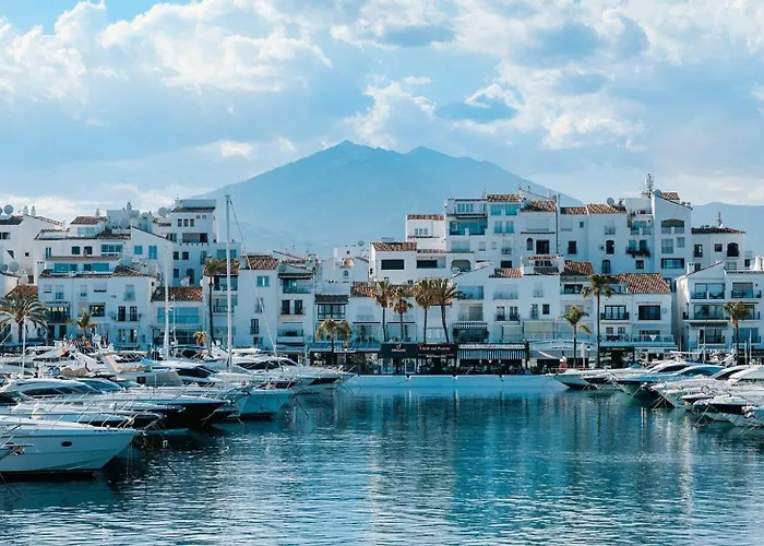 Puerto Banus Marina With Sea Views - Pass The Keys Daire Marbella